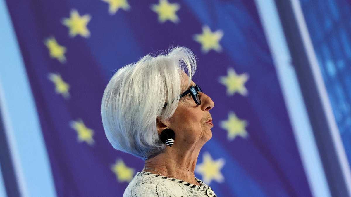 Immagine di Vendita globale di titoli di stato. Lagarde: “Preoccupata? E’ il mio lavoro”