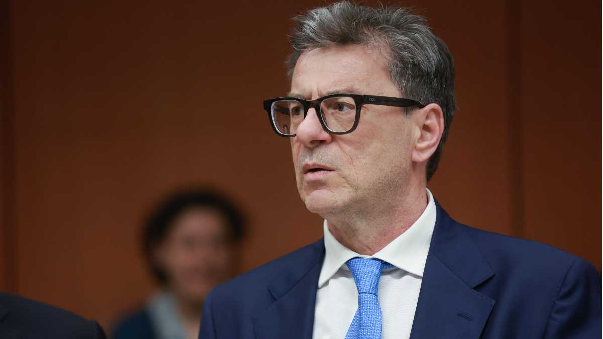 Immagine di La Ue risponde a Giorgetti sulla Rai: legge attuale compatibile con il Media Freedom Act, il nodo è la presidenza