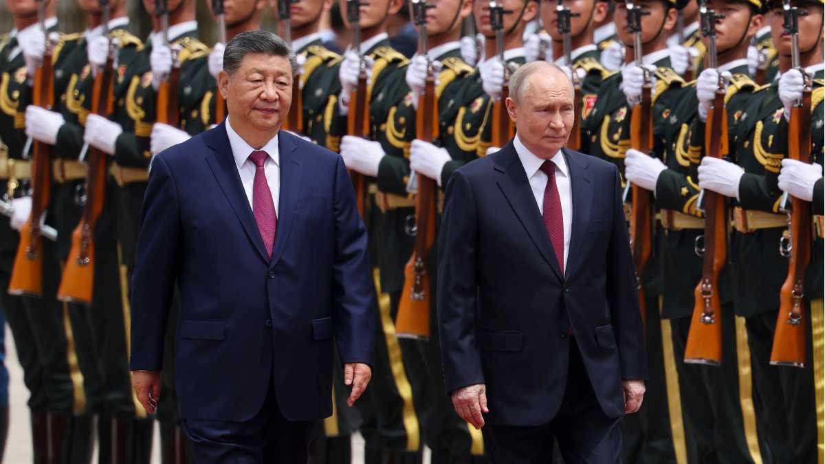 Immagine di Putin torna a Mosca con il denaro di Xi per continuare la guerra