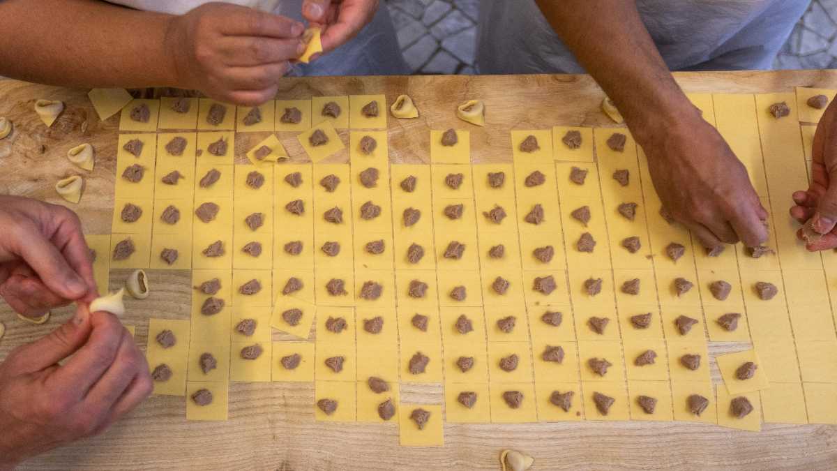 Immagine di Dal tortellino Pantone all’AI generativa: i nuovi rischi che le imprese non vedono ancora