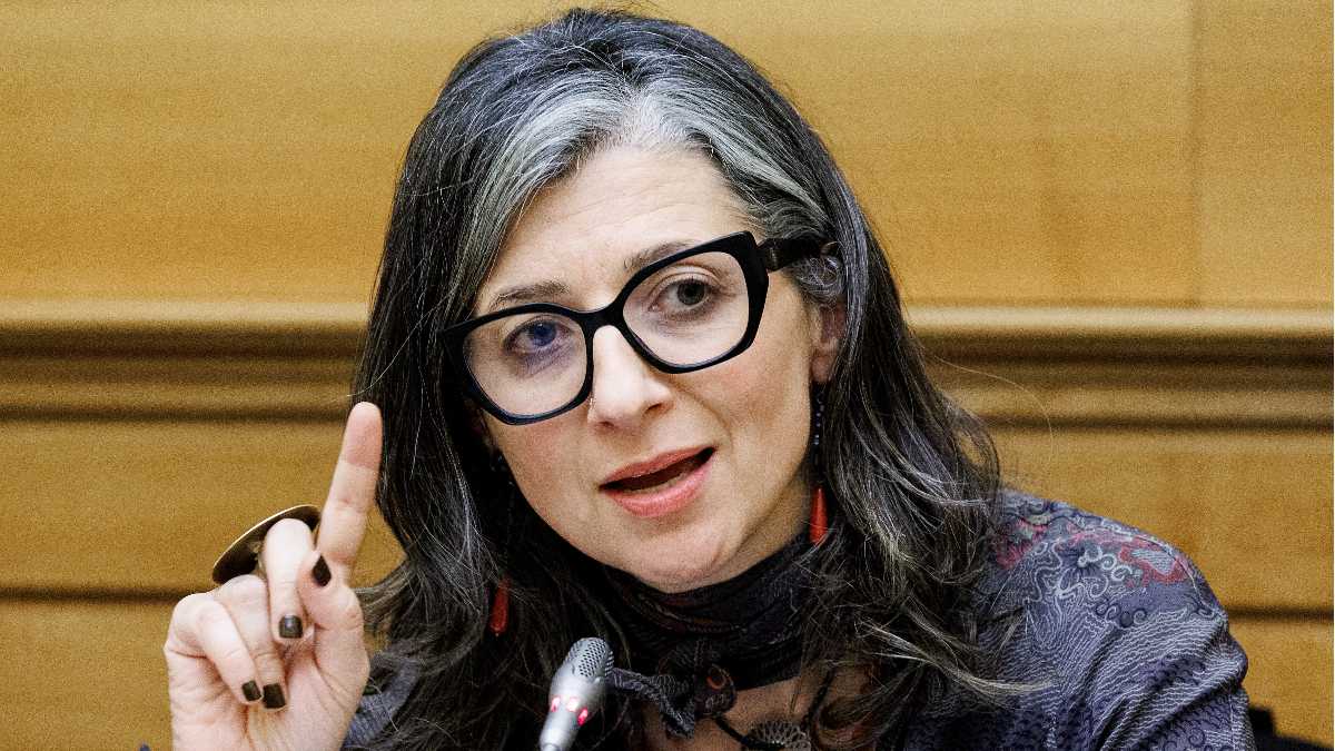 Immagine di Parigi respinge la cittadinanza onoraria a Francesca Albanese. Gozi: "Sarebbe stato un errore morale, politico e storico"
