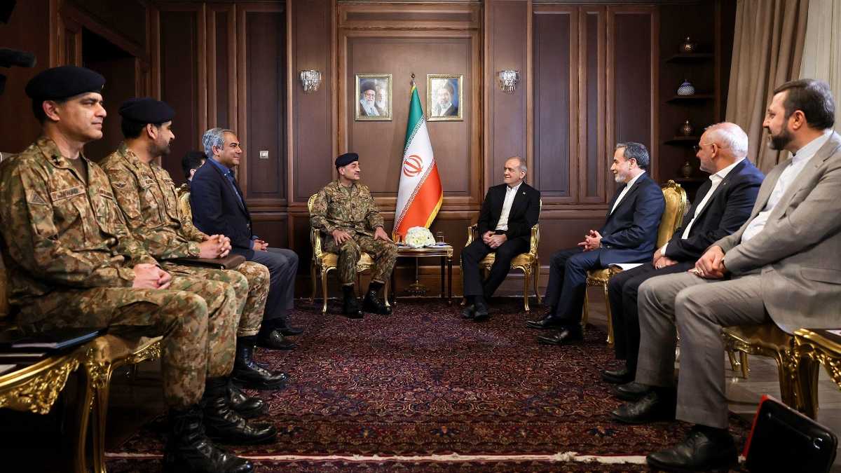 Immagine di Il Pakistan cerca di tenere in piedi i colloqui impossibili, ma gli serve l’aiuto della Cina
