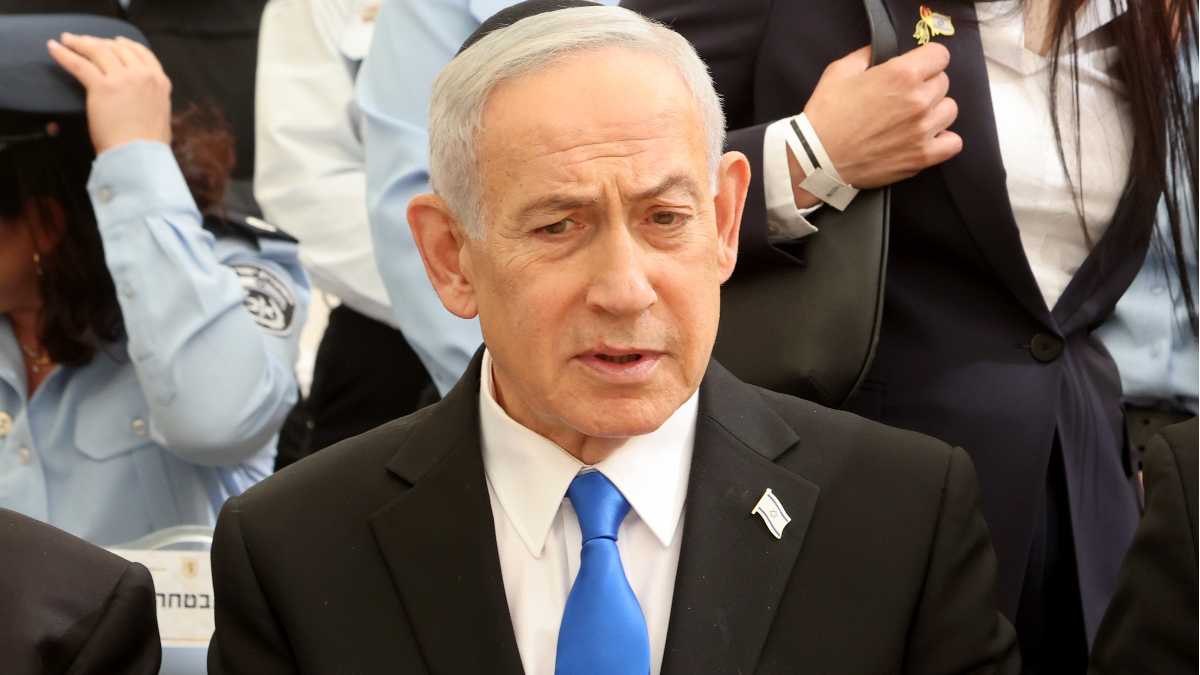 Immagine di Netanyahu di fronte al nuovo bestiario della crudeltà