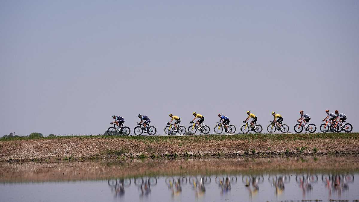 Immagine di Tutto il grigio e tutto il nero del Giro d'Italia