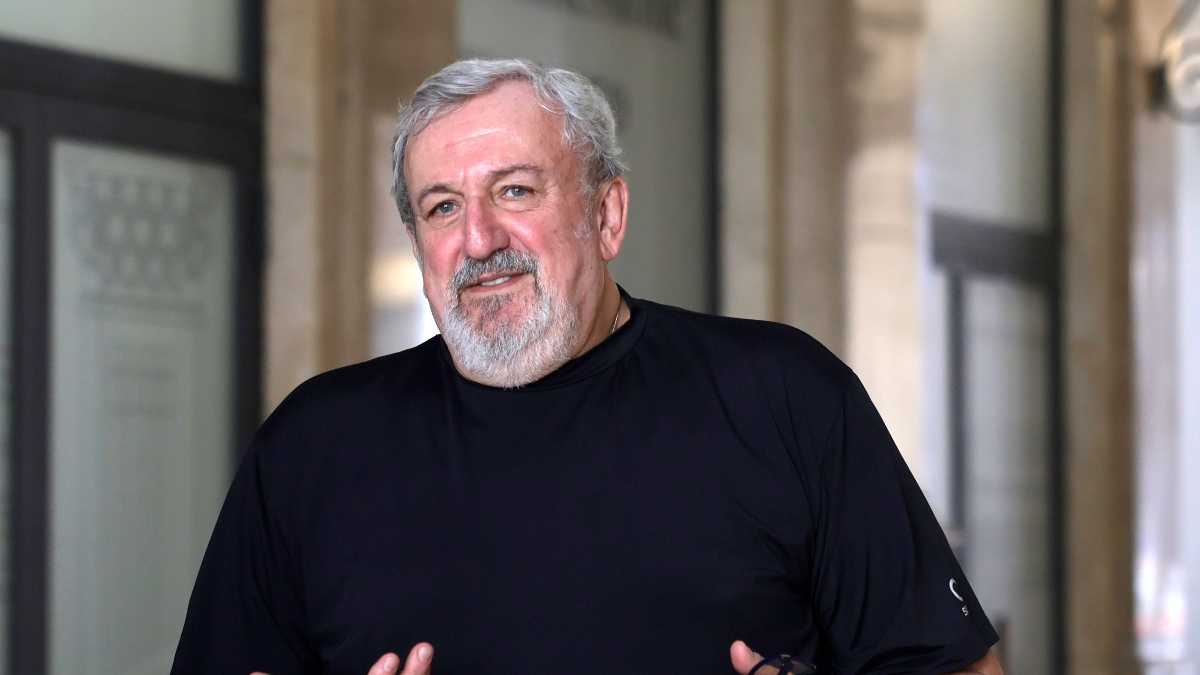 Immagine di La ricerca di un incarico per Emiliano è il vero lavoro bipartisan della politica italiana