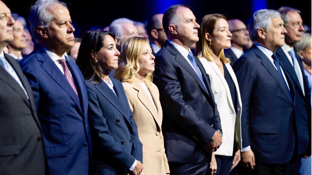 Immagine di All'assemblea di Confindustria il grande assente, tra Meloni e Orsini, è l'Ilva