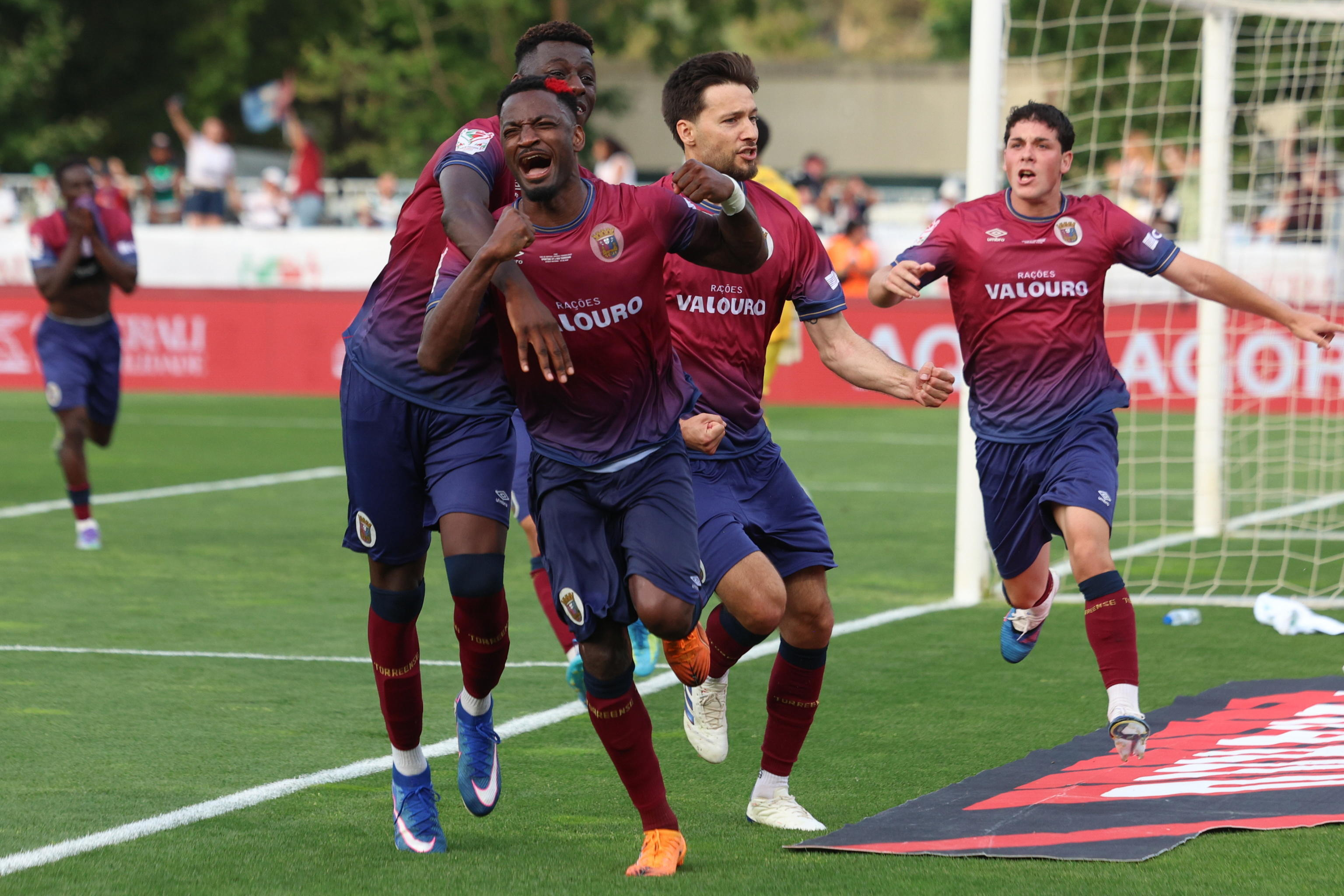 L'esultanza di Stopira dopo il gol che ha deciso la Coppa del Portogallo (foto di Tiago Petinga per EPA via Ansa)