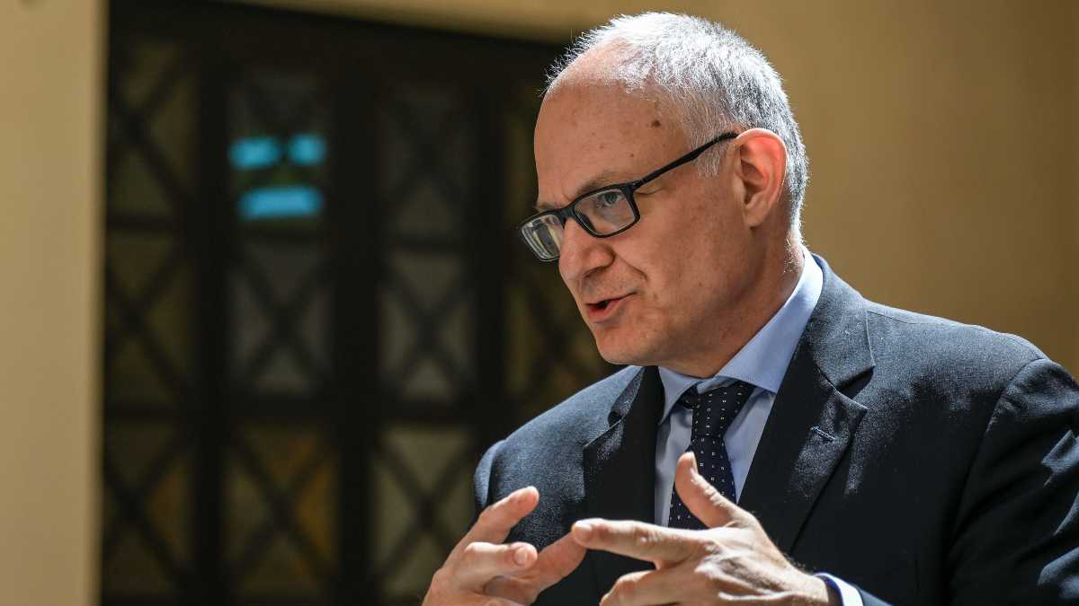 Ogni estate un rogo, ogni estate un divieto che non serve a molto