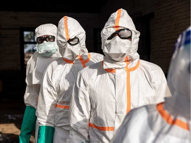 I piani di Trump per impedire gli ingressi di casi di Ebola negli Stati Uniti