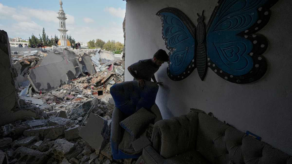 Immagine di Blitz americani e iraniani, poi un’ipotesi di tregua. I timori di chi non è al negoziato, ma lo subisce
