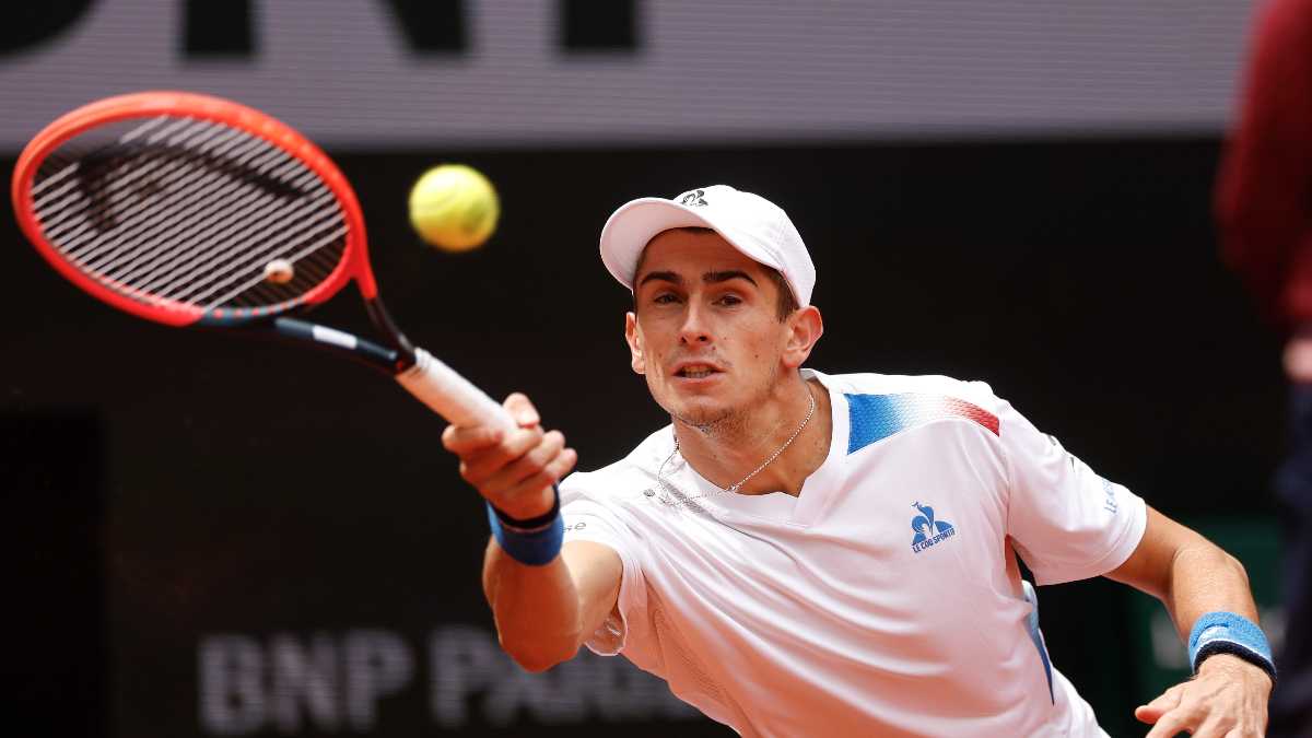 Immagine di Cobolli, Berrettini, Arnaldi, tre italiani agli ottavi in questo pazzo Roland Garros