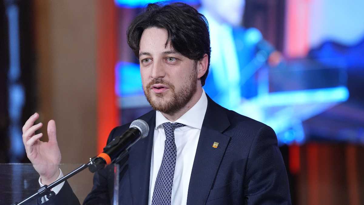 Immagine di Una destra di buona Lega. Parla il governatore Alberto Stefani