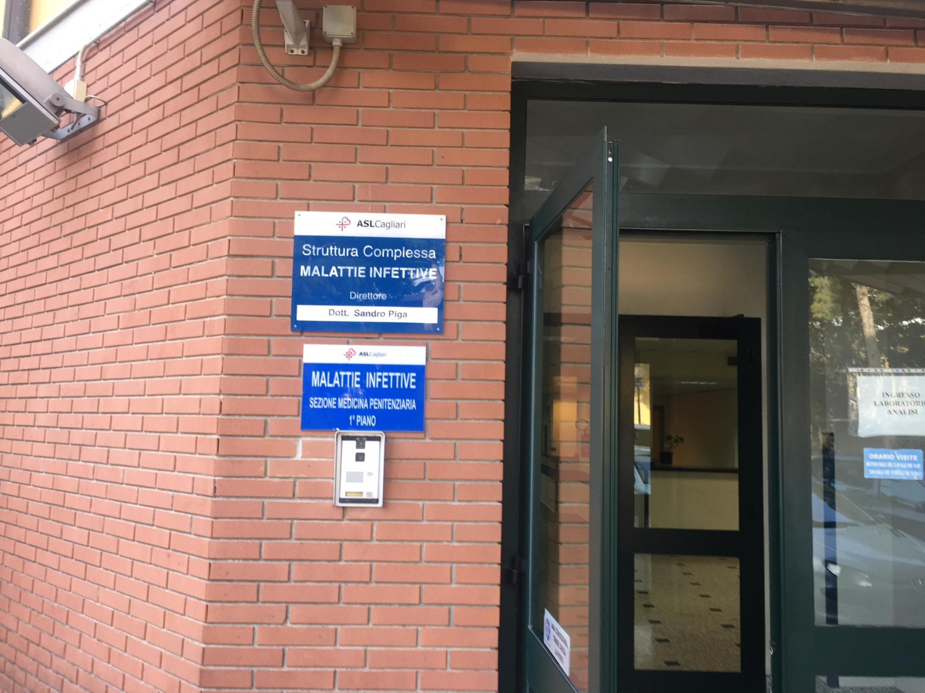 Sospetto caso di Ebola a Cagliari, ma il rischio resta molto basso