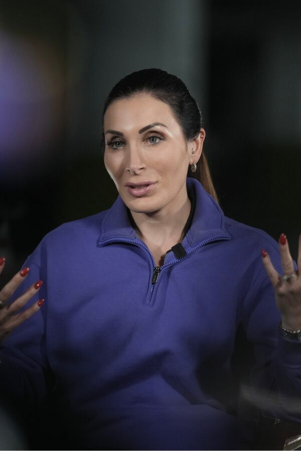 Immagine di La sfida di Laura Loomer ai putiniani Maga. Parla l’influencer di Trump